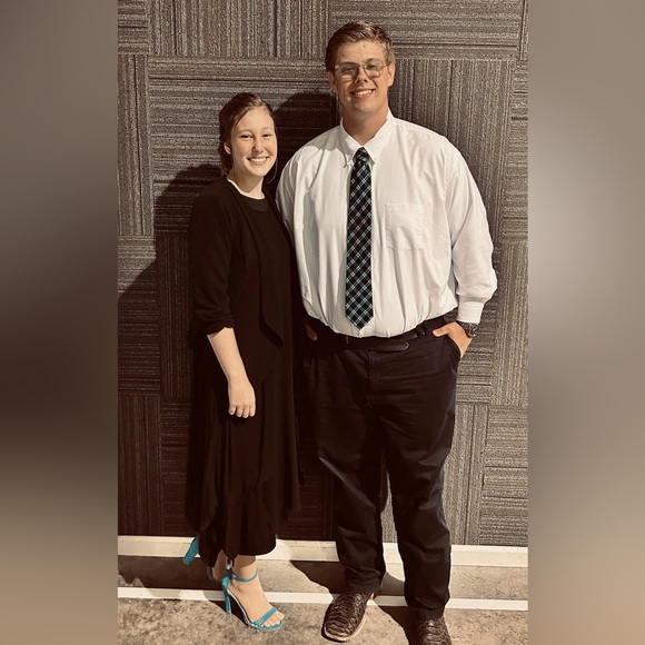 :)Welcome to my closet👋🏼🖤🎀(: - Picture 6 of 10